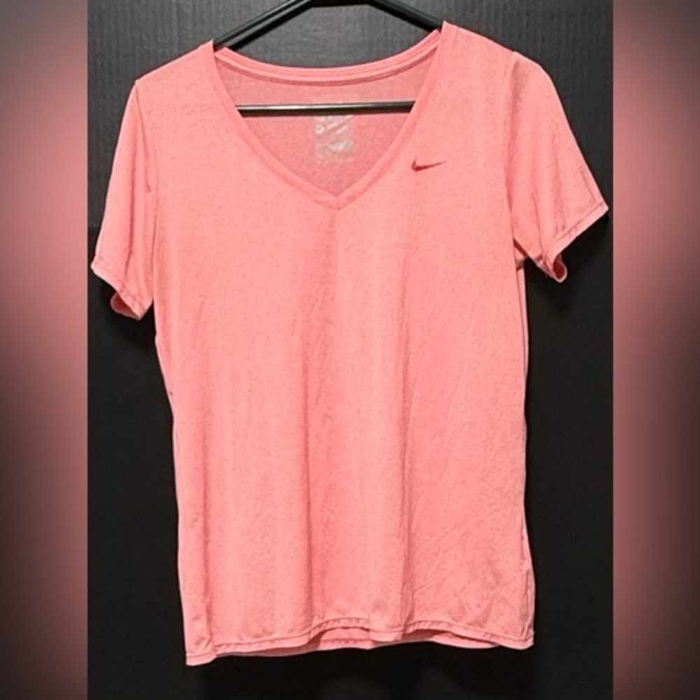 🪅Nike DriFIT Salmon Striped V-Neck T-shirt